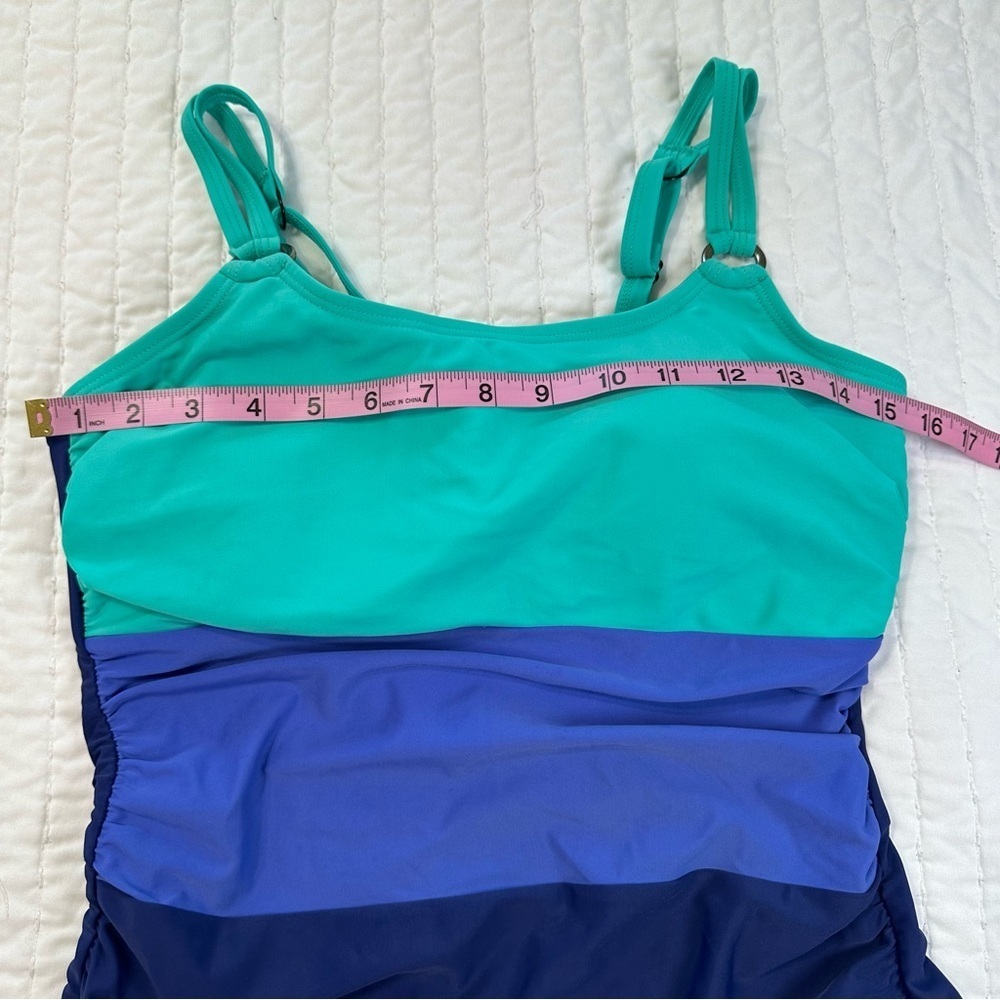 Croft & Barrow Aqua and Blue Top Swimsuit With Adjustable Straps in Size 10D - Picture 5 of 11
